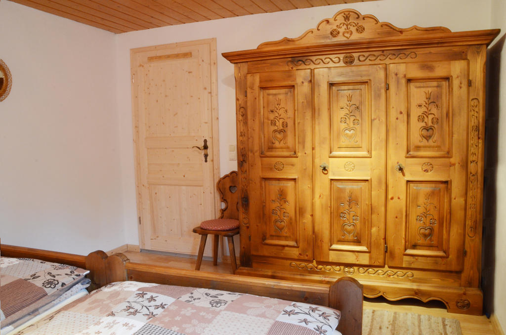 Suite Sinja Erlebnisferienwohnung Hausham Rum bild